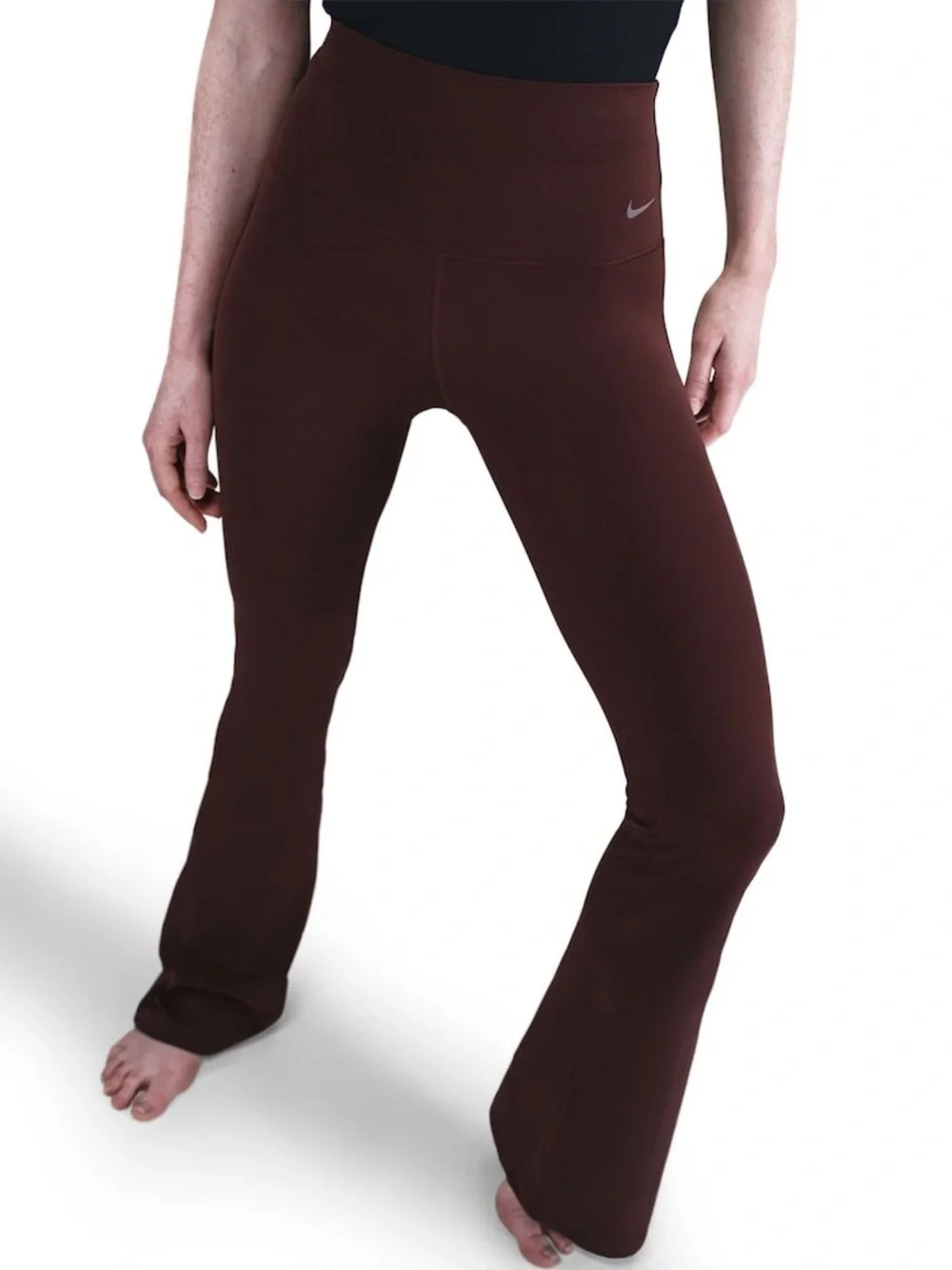 Women's Nike straight-leg sweatpants in dark brown